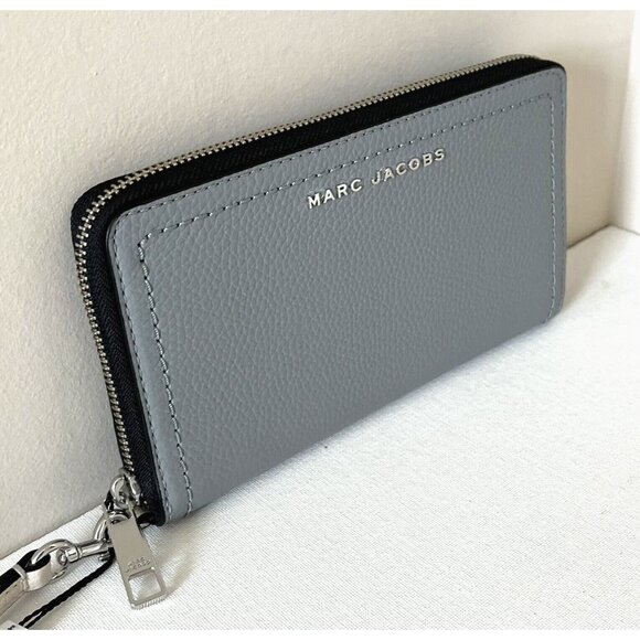 New Marc Jacobs Groove Zip Around Continental Wallet Leather Marshmallow Multi - Picture 1 of 4